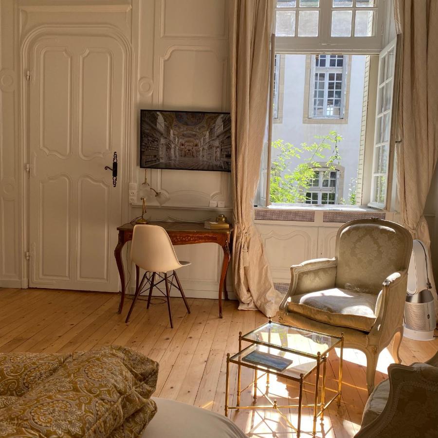 L'Appartement By Merveilles De Marie Lons-le-Saunier Exterior foto